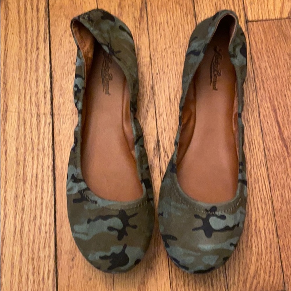 Women’s shoes